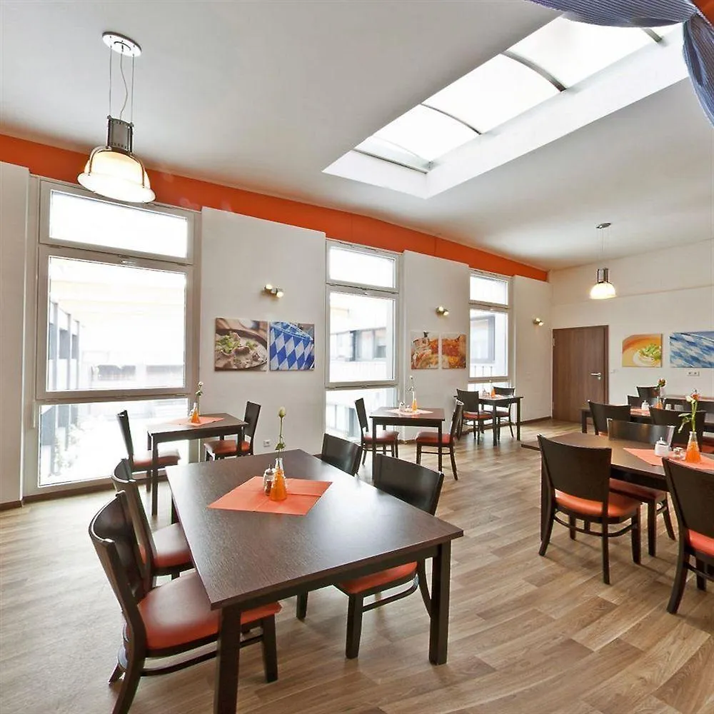 Orange Hotel Und Apartments Neu-Ulm