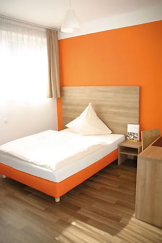 Orange Hotel Und Apartments Neu-Ulm